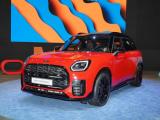 本月國內亮相 新MINI JCW COUNTRYMAN